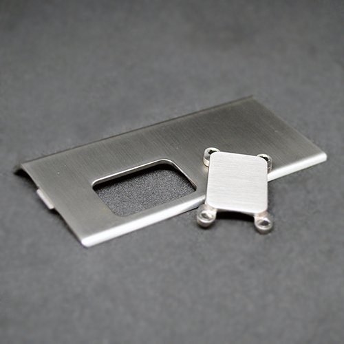 Luxotic MF Battery Door
