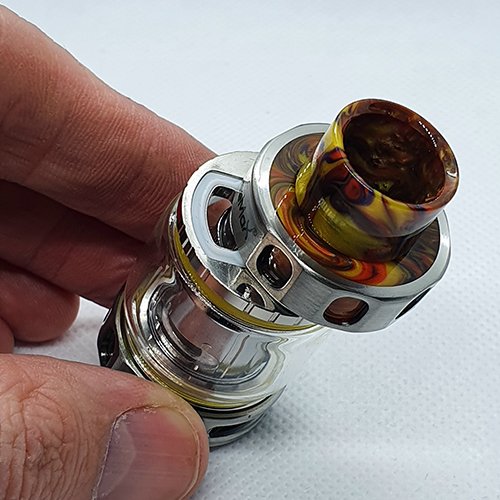 FreeMax M Pro 2 Tank Fill Port FreeMax M Pro 2 Tank Fill Port