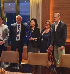 VAPORESSO COSS Triumphs at Golden Leaf Awards 1